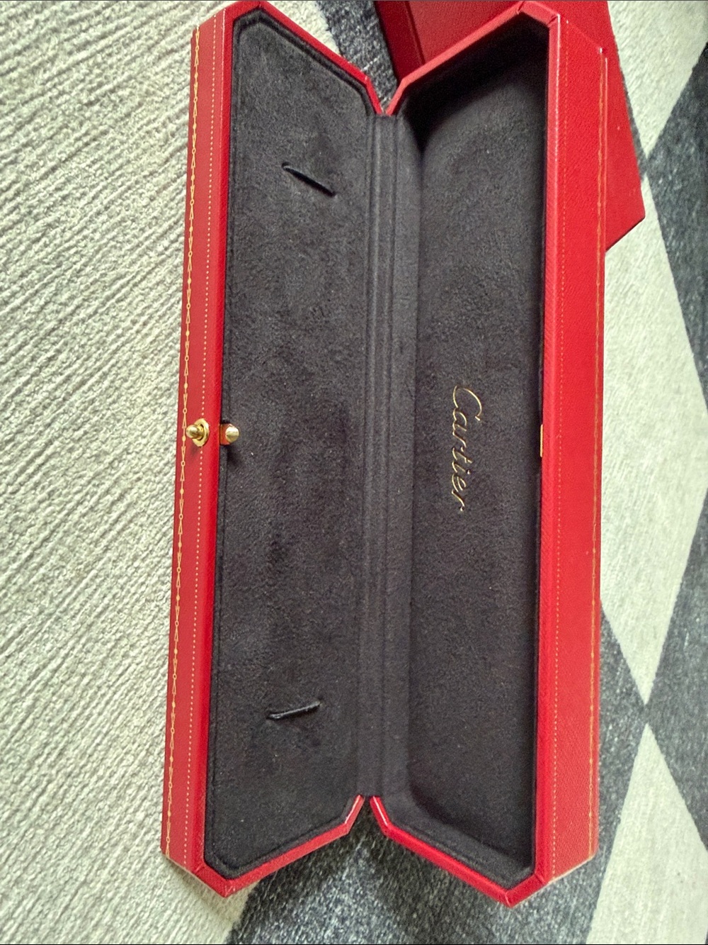 Cartier Red Leather Case with Gold-Tone Clasp - Picture 2 of 4